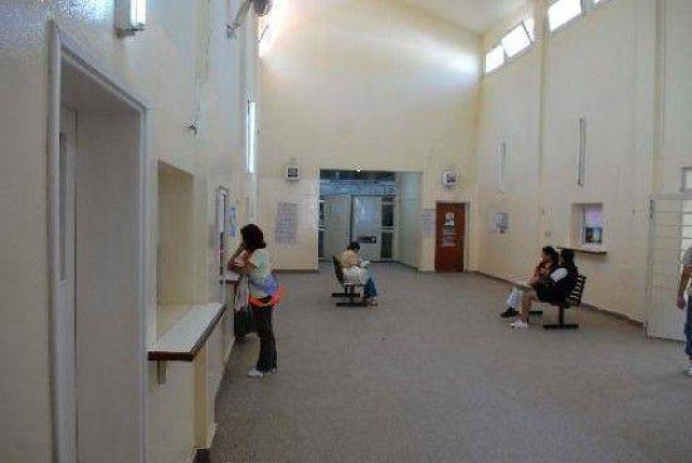 Declaran la emergencia en el hospital de Roca .