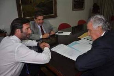 Gioja y Beder Herrera se reunieron con el Ministro de Econom�a de la Naci�n