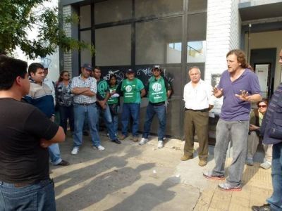 Movilizaci�n de ATE frente al Ministerio de Trabajo local