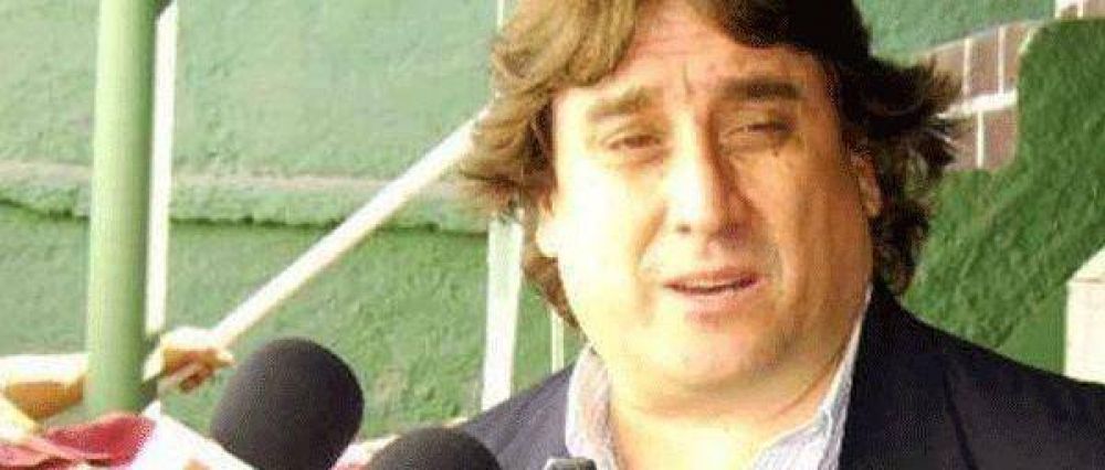 �Aumentan los aranceles pero no los sueldos�