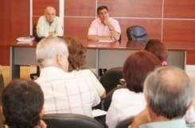 Asoma un conflicto entre los m�dicos