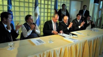 Buzzi en Comodoro: �Acompa�amos a una ciudad y a una provincia que crecen�