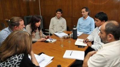 Educacion y gremios avanzan en acuerdos de politica educativa para el nivel secundario