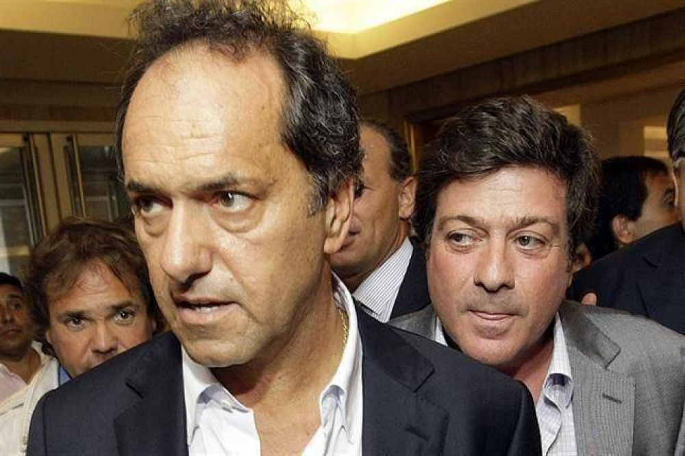 Mariotto le advierte a Daniel Scioli: "Yo respondo a la Presidenta, los votos son de ella"