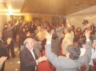 QUILMES: Rodr�guez Basalo se impuso en las elecciones del Colegio de Abogados