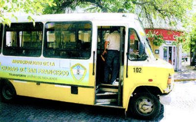 El transporte urbano aumenta el boleto y vuelve a sus frecuencias habituales 