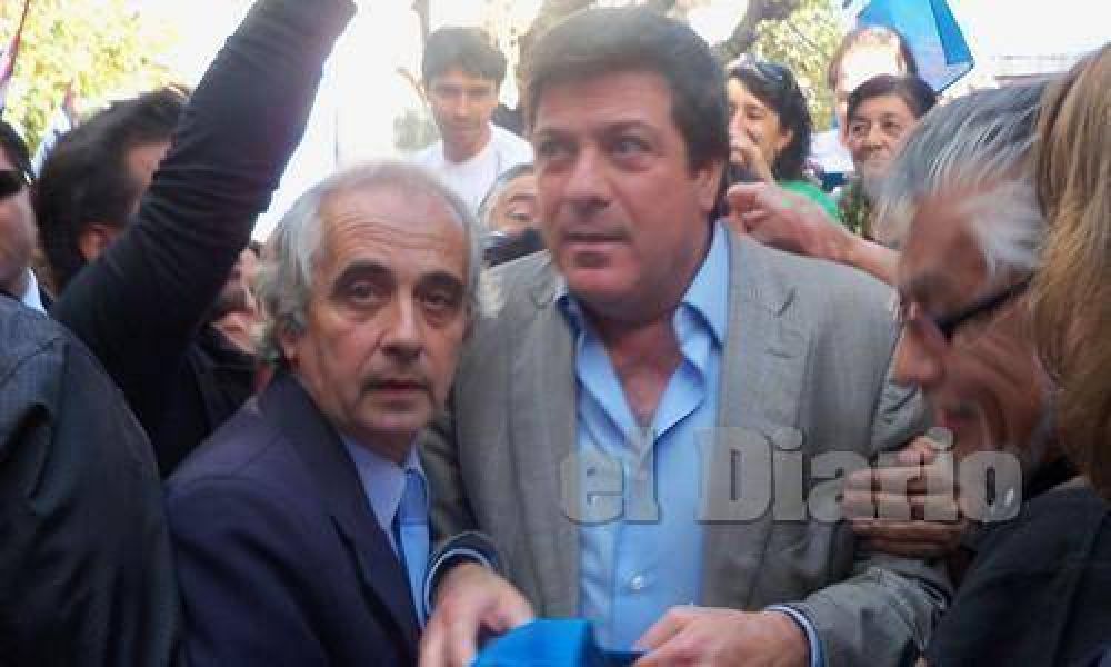 Mariotto en Pilar, con mensajes para la interna provincial
