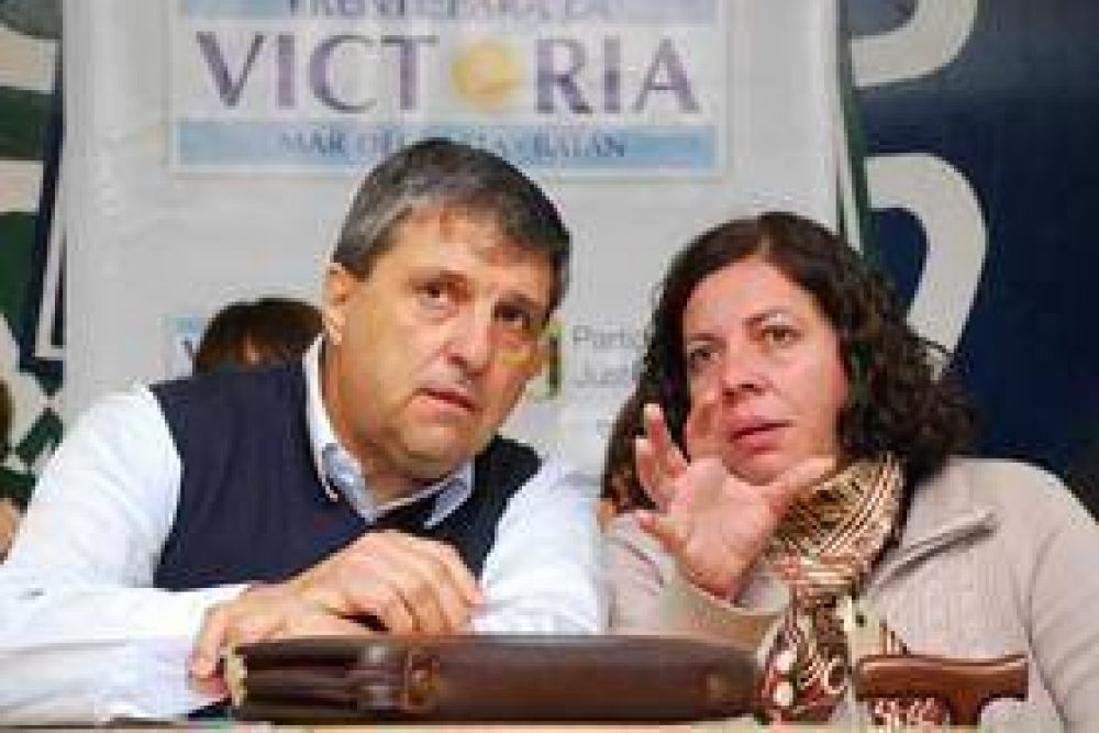 Cheppi cerr� plenario de la militancia del FpV local