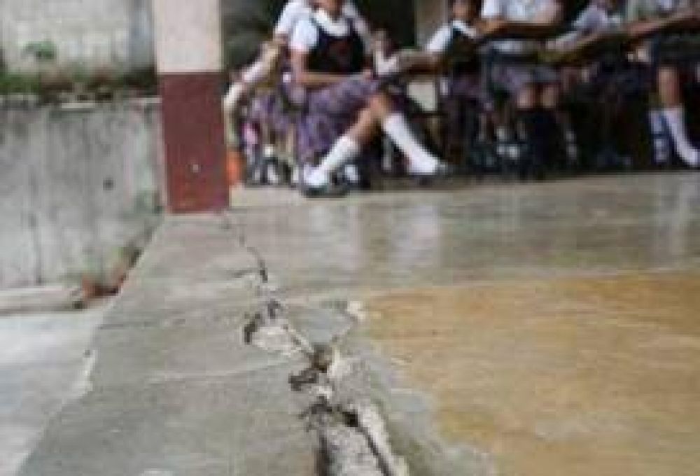 Quejas por el mal estado de las escuelas provinciales
