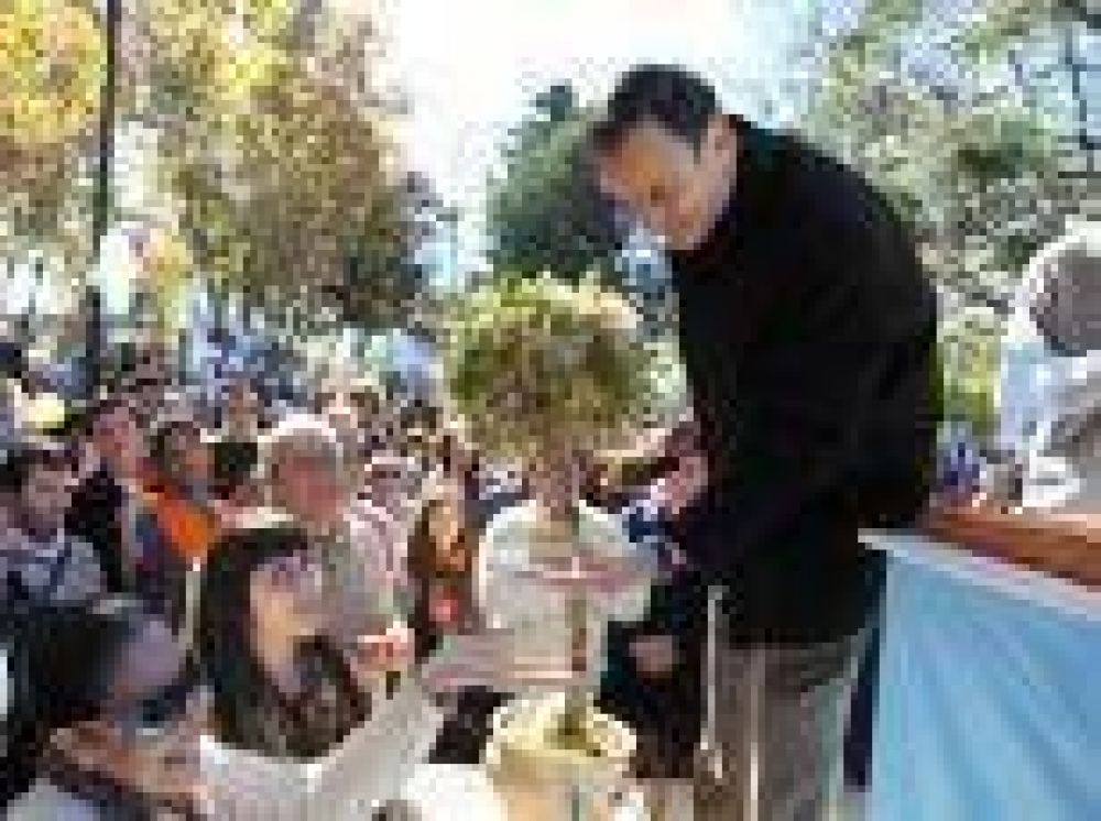 La Plata: Festejos por el aniversario 98 de City Bell