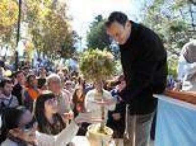 La Plata: Festejos por el aniversario 98 de City Bell