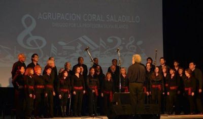 El Coro de Sadaic y la Agrupaci�n Coral Saladillo brindaron un muy buen espect�culo