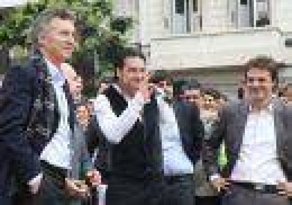 ARJONA LE DIJO QUE S� A MACRI 	