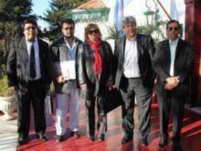 Weretilneck mantuvo reuni�n de trabajo con intendentes del radicalismo