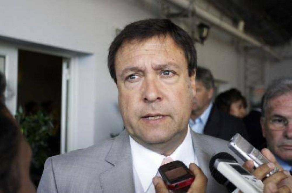 Weretilneck: El Municipio de Viedma s�lo le pas� tres denuncias con nombre y apellido sobre supuestos maltratos 