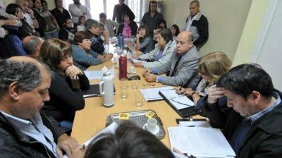 El Ministerio de Salud pasar� a todos los contratados a planta permanente
