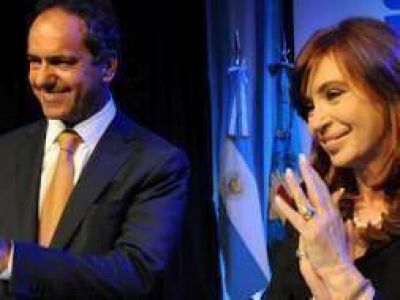 En medio de los cruces internos, Scioli y Cristina comparten acto en San Fernando