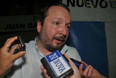 Sabbatella tom� partido por el vicegobernador en la disputa �Scioli-Mariotto�