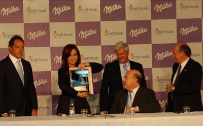 Cristina encabez� lanzamiento de nueva l�nea de chocolates en Victoria
