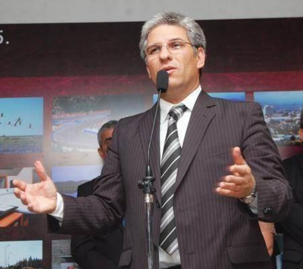 El Gobernador disertar� el viernes sobre el Programa Nuevas Empresas para J�venes Emprendedores en C�rdoba