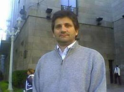 Ciano confirm� las primeras reuniones con el BID y manifest� su preocupaci�n por la situaci�n en el puerto