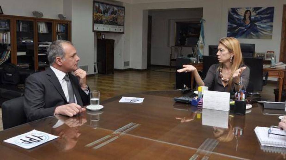 Buzzi y Giorgi definieron l�neas de apoyo para la industria de Chubut
