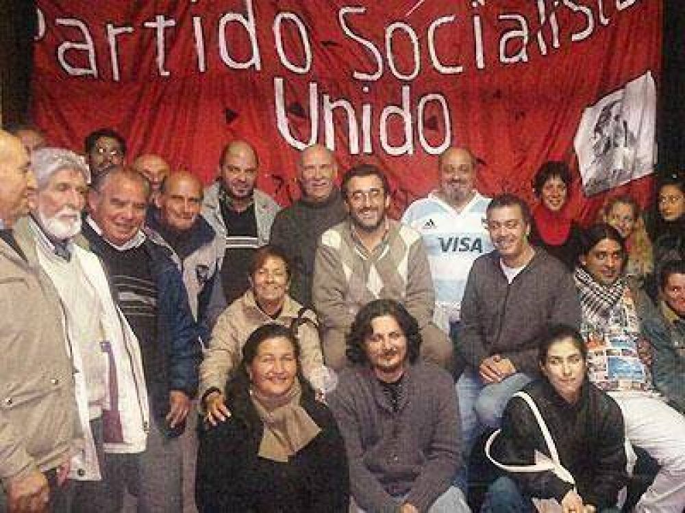 LOMAS: El Socialismo de la regi�n apoy� la expropiaci�n de YPF y respald� a Mariotto