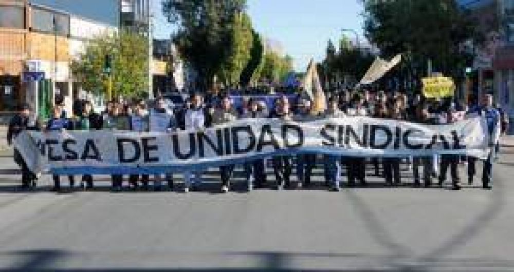 Los gremios se defendieron de los ataques de la presidenta
