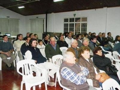 Los productores preocupados por el nuevo paquete impositivo 