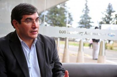 Carmona sobre la carrera de desarrollador de software: �Vemos con mucho agrado la decisi�n del Gobernador�