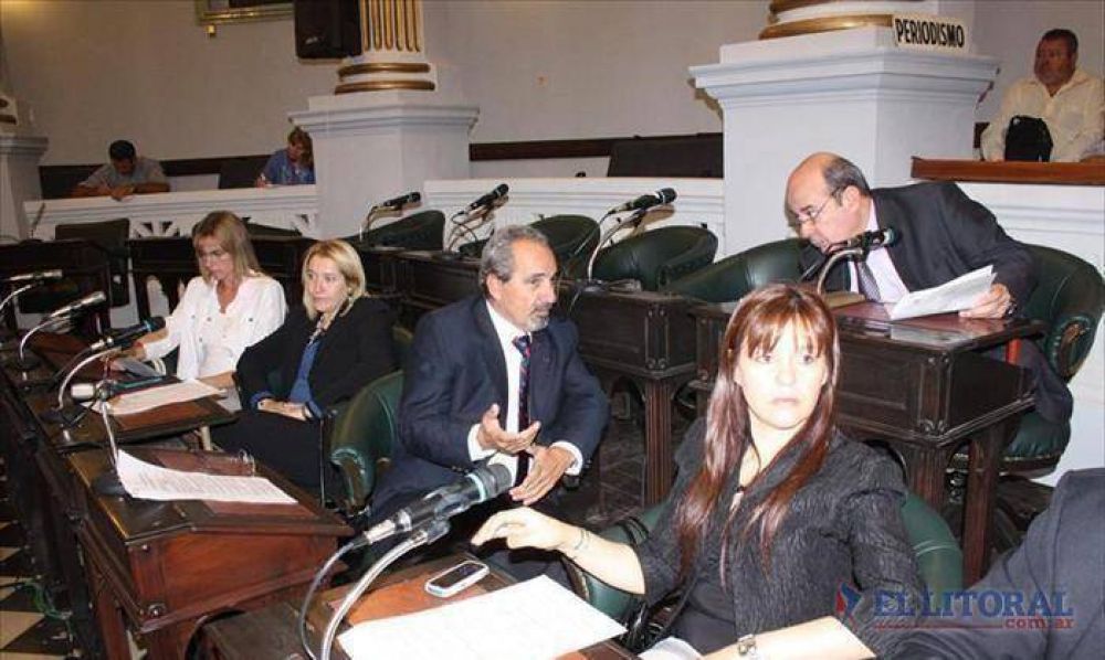 El Senado puso suspenso al debate por los millones para los municipios