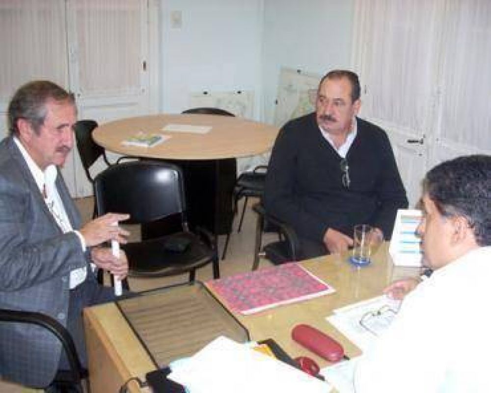 Carlos Schepens se reuni� con el Secretario de Energ�a provincial