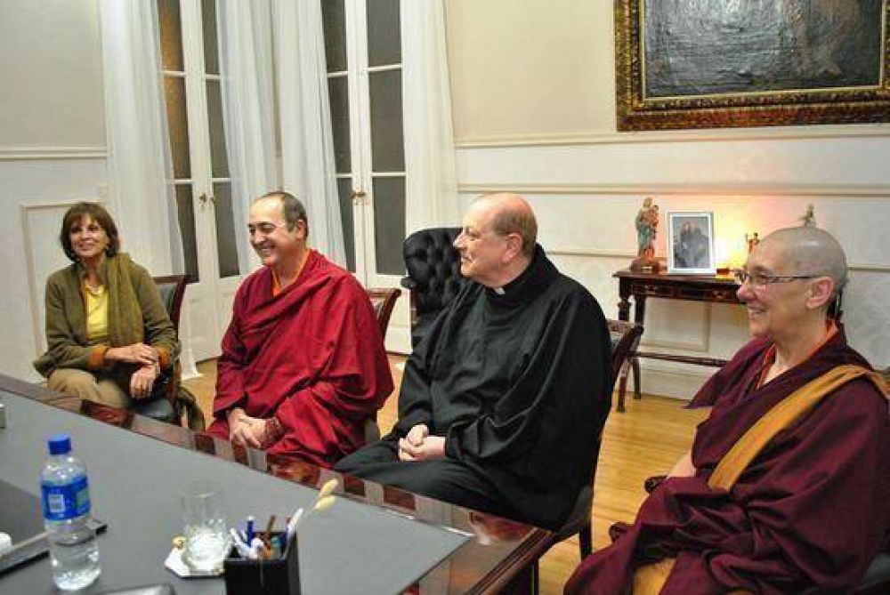 La Intendente Giroldi particip� de Acto Cultural e Interreligioso