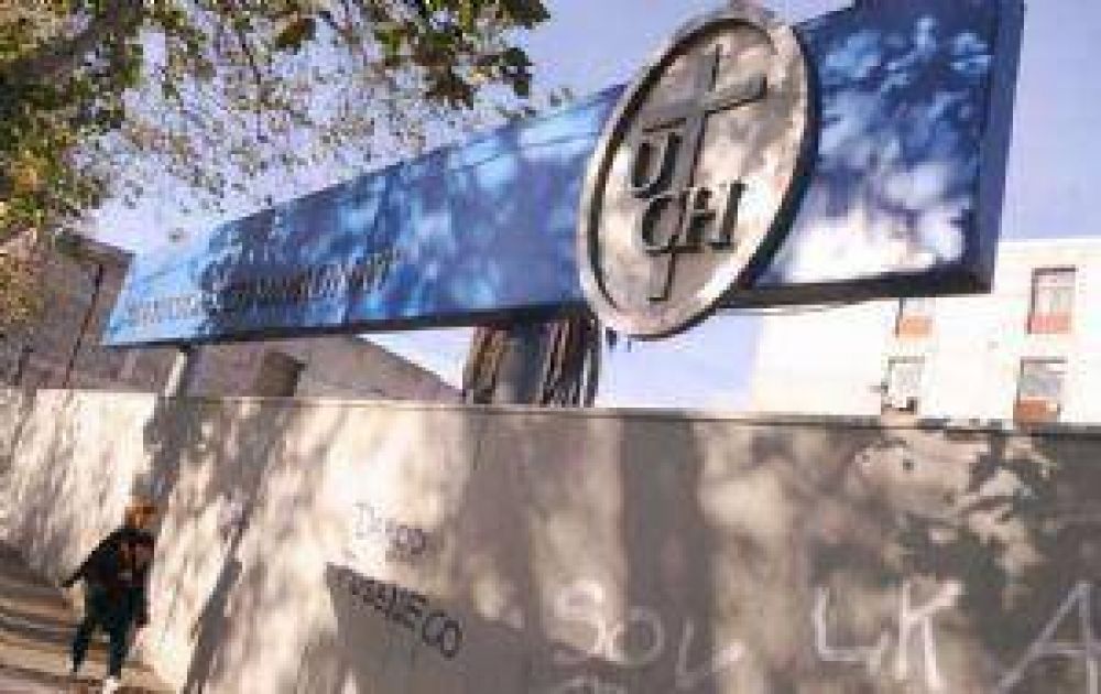 El PJ desembarc� en una universidad