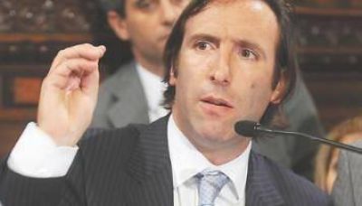 El Gobierno tiene bajo estudio tres planes de reforma tributaria