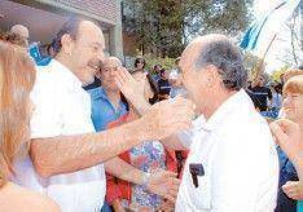 Parrilli sum� fuerzas en el plenario del PJ.