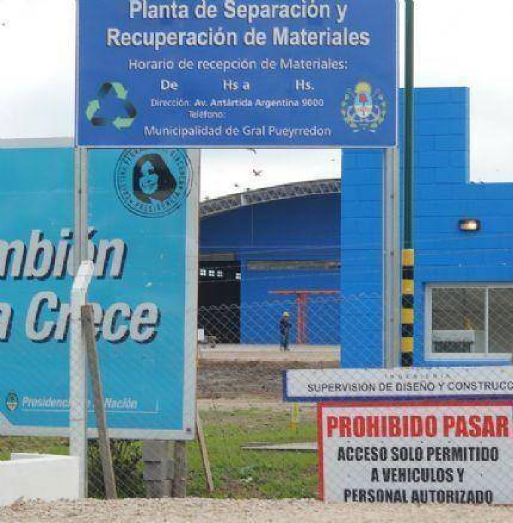 Menores trabajan a cielo abierto en la nueva Planta de Separaci�n y Recuperaci�n de Materiales inaugurada por Pulti