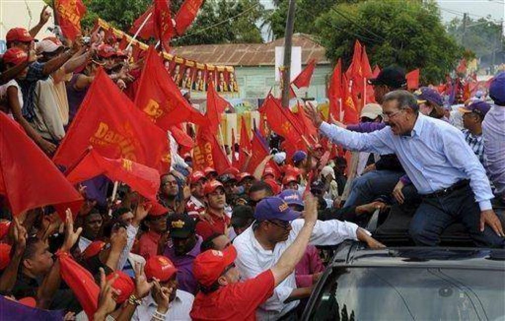 Medina se impone en presidenciales dominicanas 