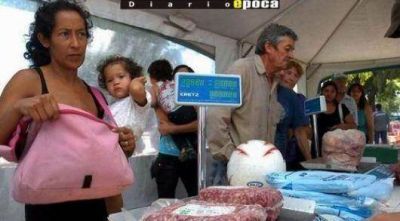Cinco mil capitalinos esperan la llegada de �Carne para todos�
