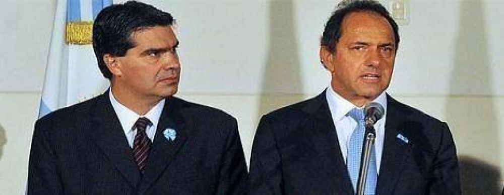 Para Capitanich fue "prematura" y un "desatino" la confesi�n de Scioli