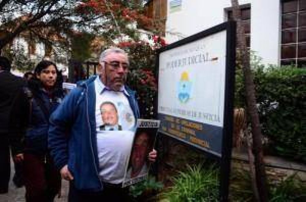 Caso Aigo: piden que intervenga Cristina