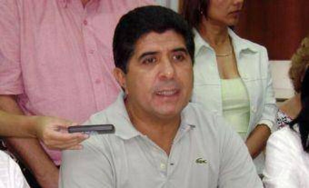Dengue: Verd�n pide agilizar la limpieza en escuelas.