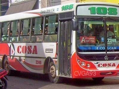 La Justicia suspendi� el aumento del boleto de colectivo 	
