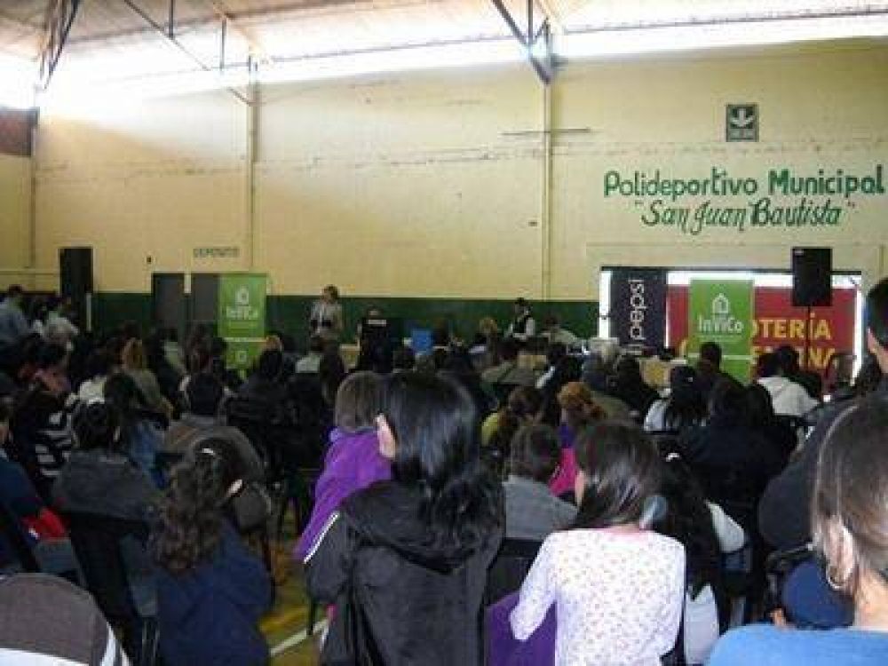 INVICO en Ituzaing�: Se sortearon 50 nuevas viviendas 	