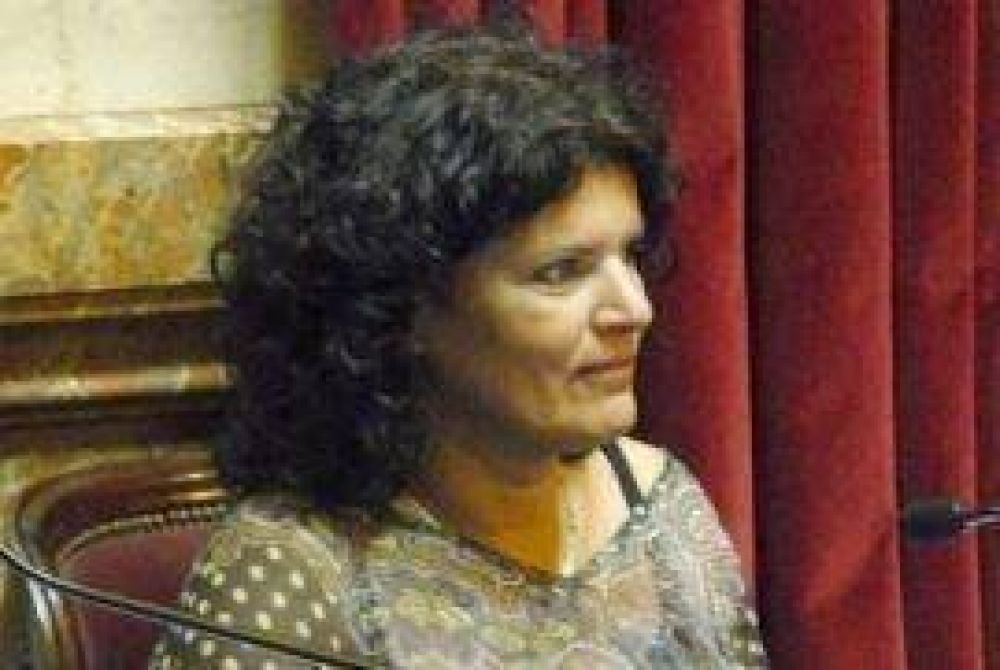 �Habiendo tantos temas serios para ocuparse, S�nchez no merece respuesta�, dijo Corregido. 