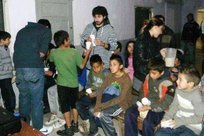 Realizaron una nueva jornada de cine en el barrio Pueyrredon