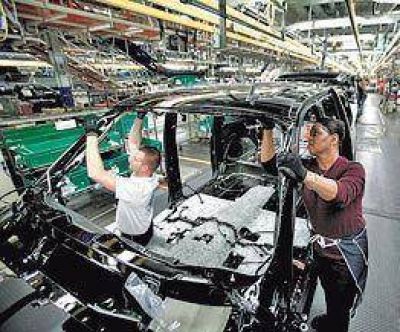 La econom�a mundial se achicar�a en torno al 2%