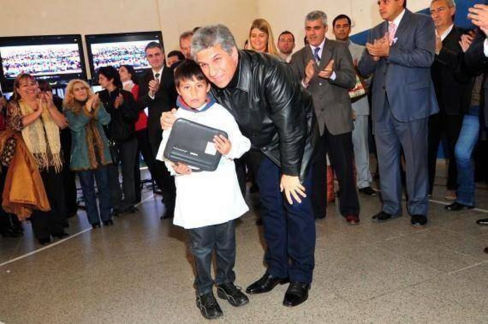 En San Luis ya se entregaron 62.614 computadoras