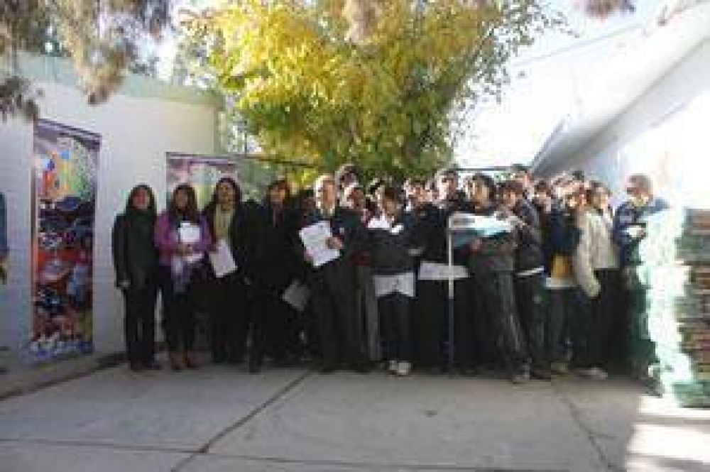 Telekino celebr� sus 20 a�os con un gesto solidario