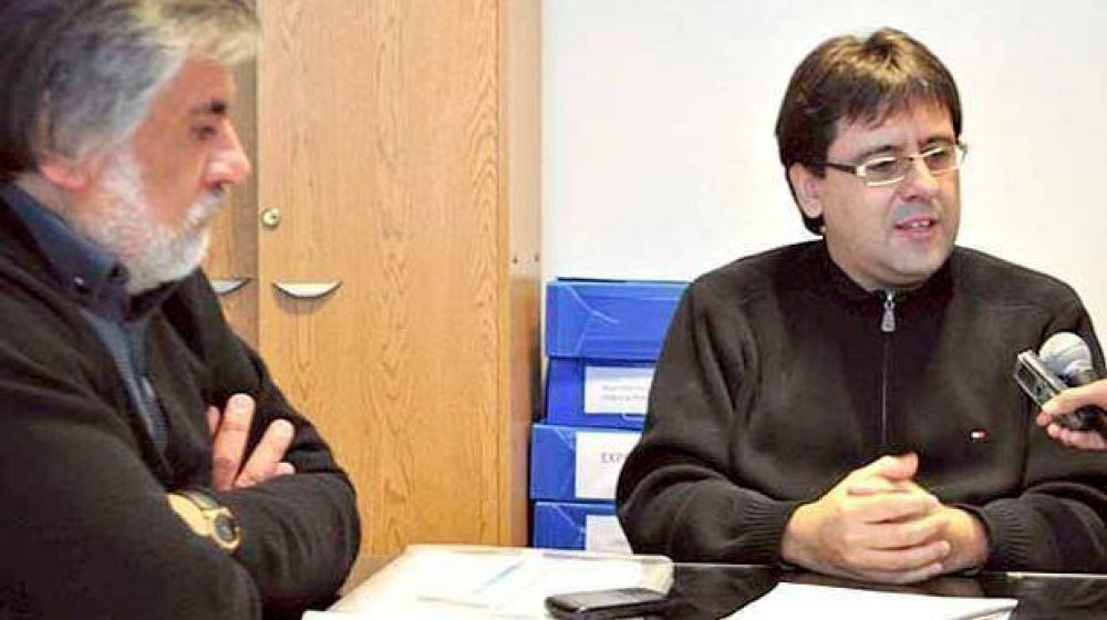 Municipio de Caleta formaliz� ayer compra de camiones recolectores
